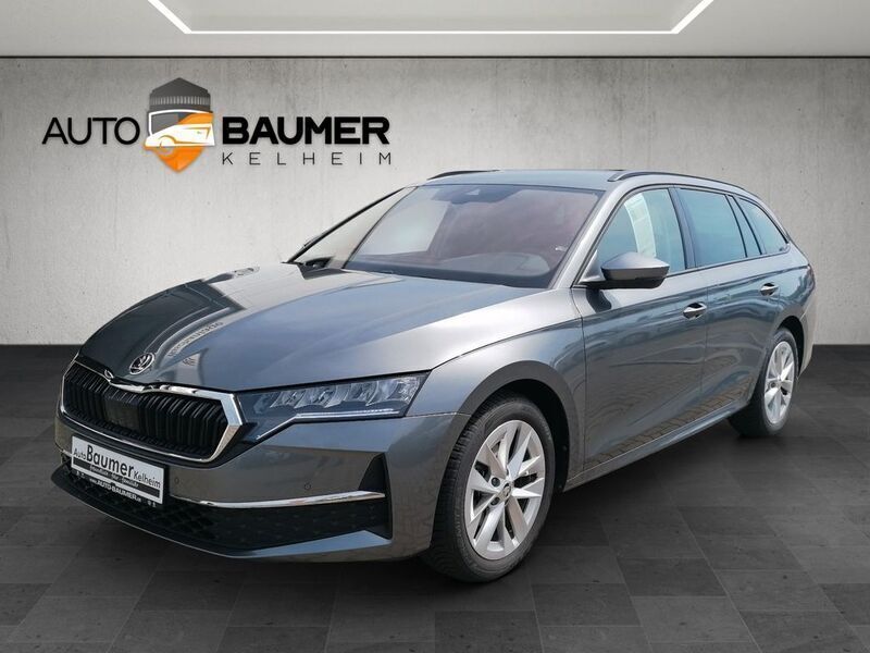 Graphitegrau metallic Gebraucht 2024 Skoda Octavia Selection Kombi | 29.990 € (Fairer Preis) - Bild 1/4