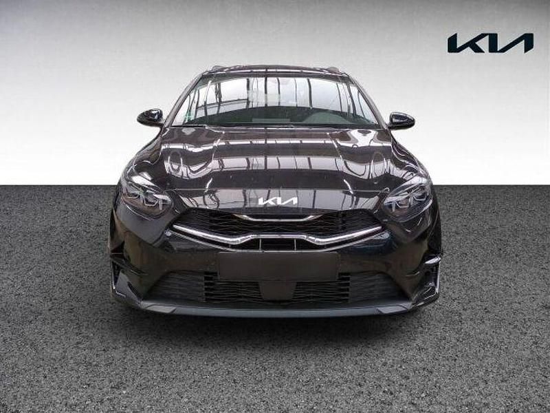 Gebraucht Kia Ceed Sportswagon Spirit 140 PS (102 kW) 2025 Schwarz Kombi