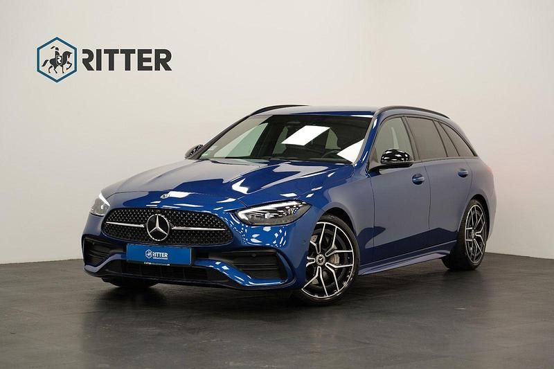 Blau Gebraucht 2022 Mercedes C200 AMG line Kombi | 35.990 € (Teuer) - Bild 1/4