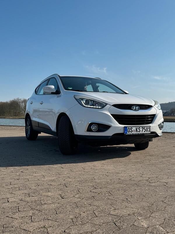 Weiß Gebraucht 2014 Hyundai ix35 SUV | 10.500 € (Fairer Preis) - Bild 1/4