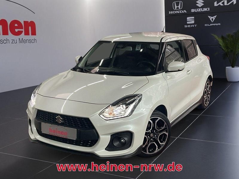 Weiß Gebraucht 2021 Suzuki Swift Sport Kleinwagen | 14.978 € (Guter Preis) - Bild 1/4
