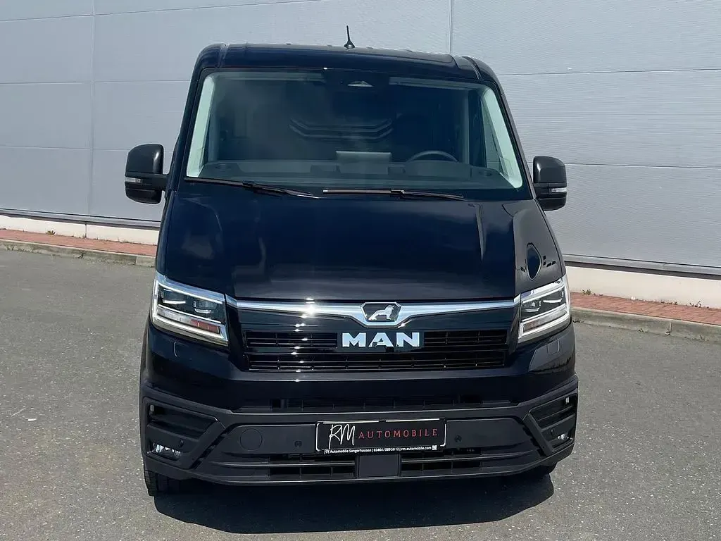 Neu MAN TGE 177 PS (130 kW) 2026 Schwarz Van