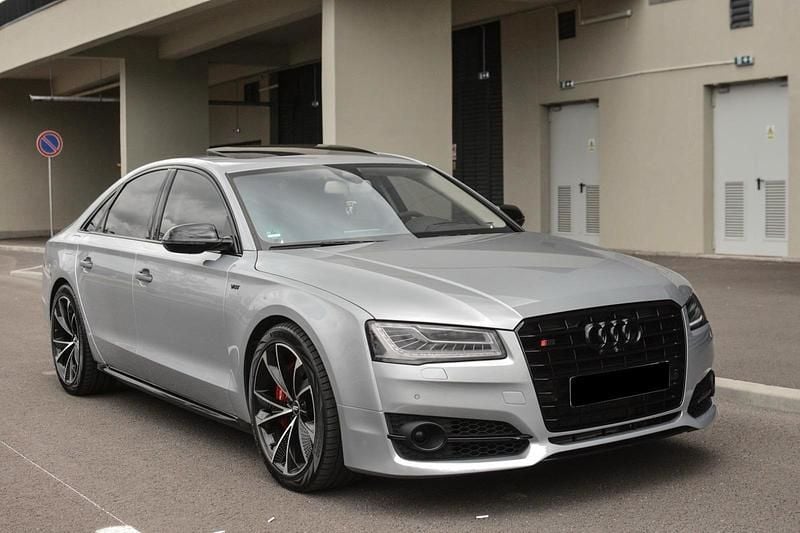 Silber Gebraucht 2014 Audi A8 Limousine | 29.500 € - Bild 1/4