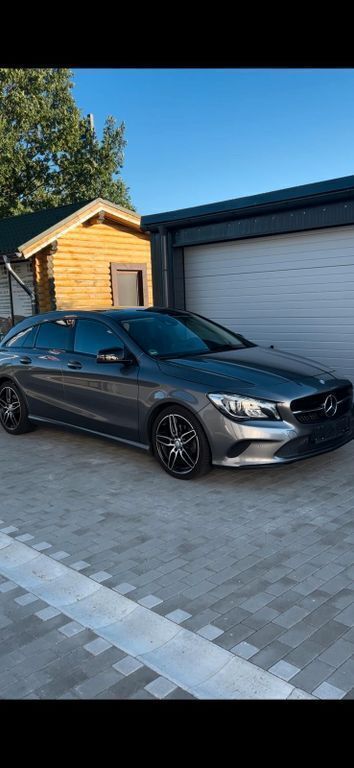 Grau Gebraucht 2016 Mercedes CLA220 Shooting Brake Kombi | 21.000 € (Fairer Preis) - Bild 1/4