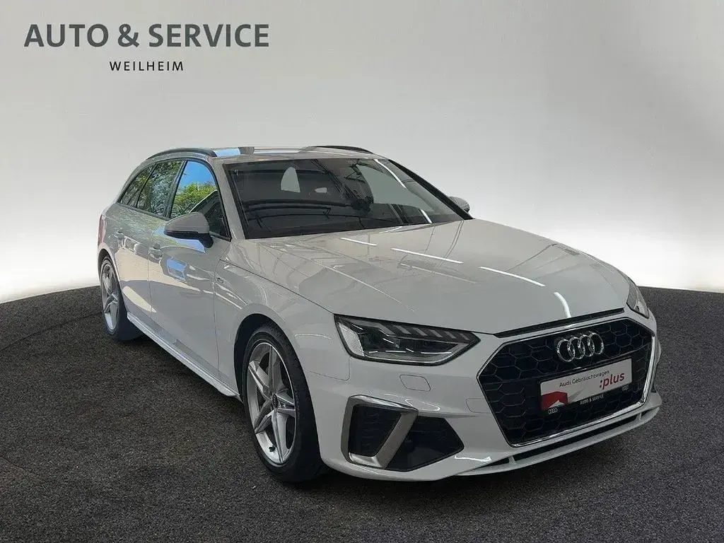 Gebraucht Audi A4 S-Line 204 PS (150 kW) 2023 Ibisweiß Kombi