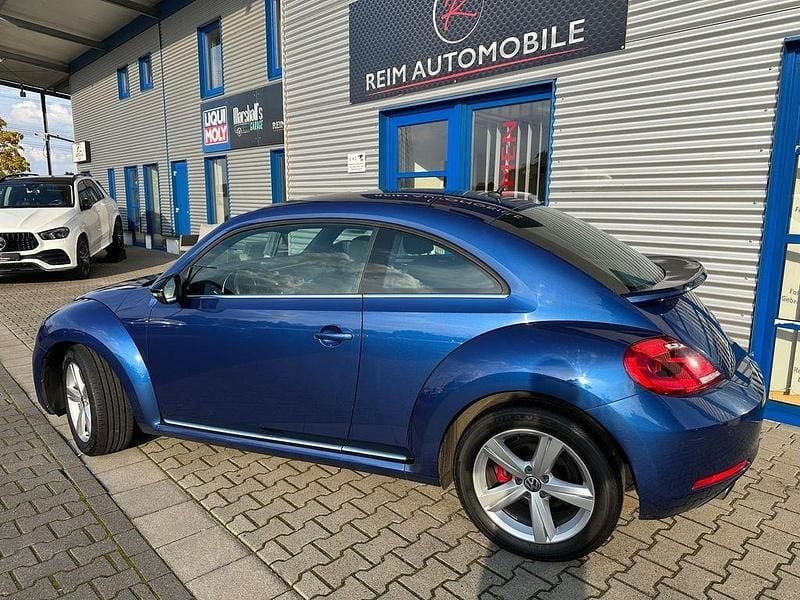 Gebraucht VW Beetle Comfortline 200 PS (147 kW) 2013 Reef blue Kleinwagen