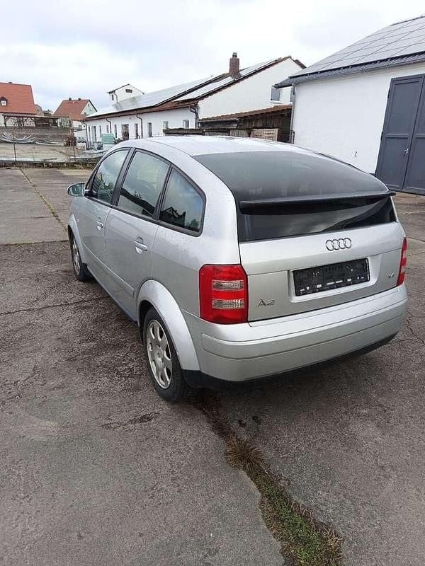 Gebraucht Audi A2 75 PS (55 kW) 2001 Lichtsilber metallic Kleinwagen