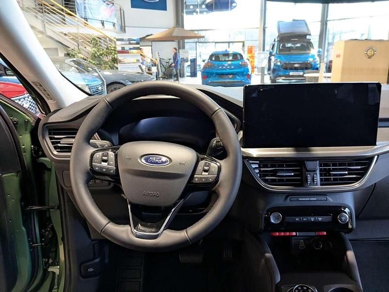 Gebraucht Ford Kuga Titanium 179 PS (131 kW) 2026 Burstinggreen metallic SUV