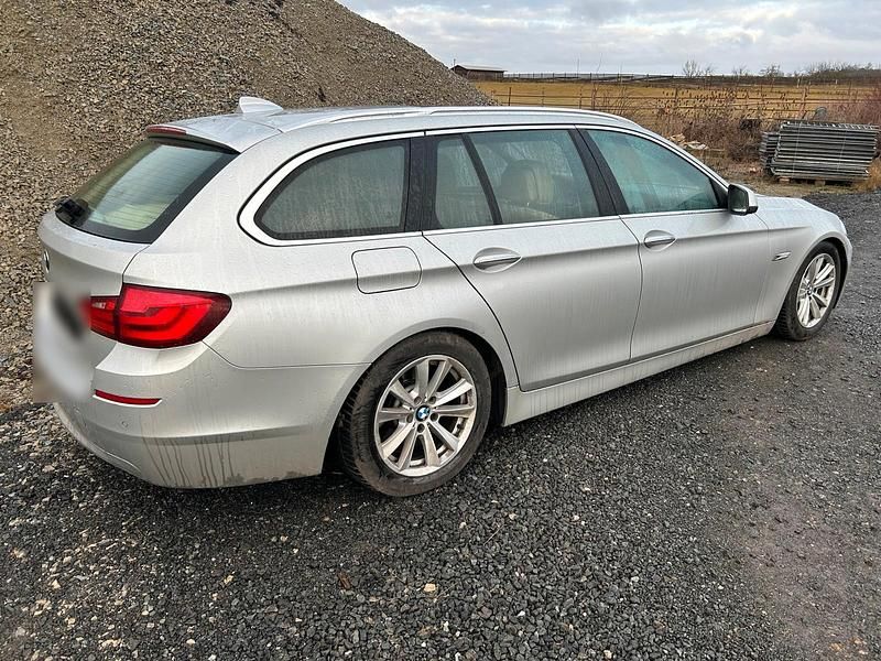 Gebraucht BMW 525 204 PS (150 kW) 2011 Silber Kombi