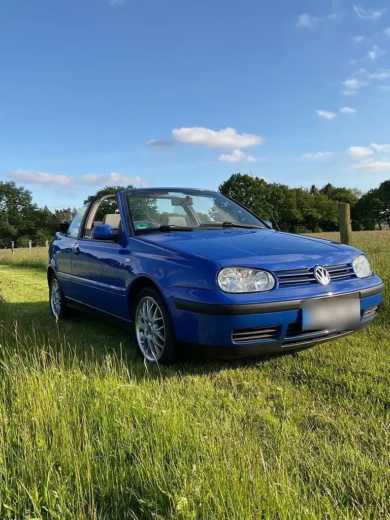 Gebraucht VW Golf Cabriolet 75 PS (55 kW) 2000 Blau Cabrio