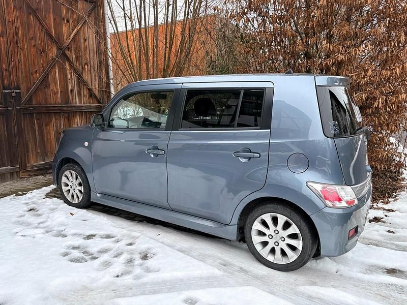 Gebraucht Daihatsu Materia 103 PS (75 kW) 2009 Grau Van / Kleinbus