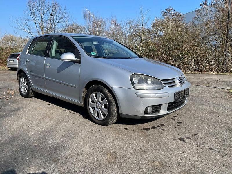 Gebraucht VW Golf VI Edition 140 PS (102 kW) 2008 Silber Kleinwagen