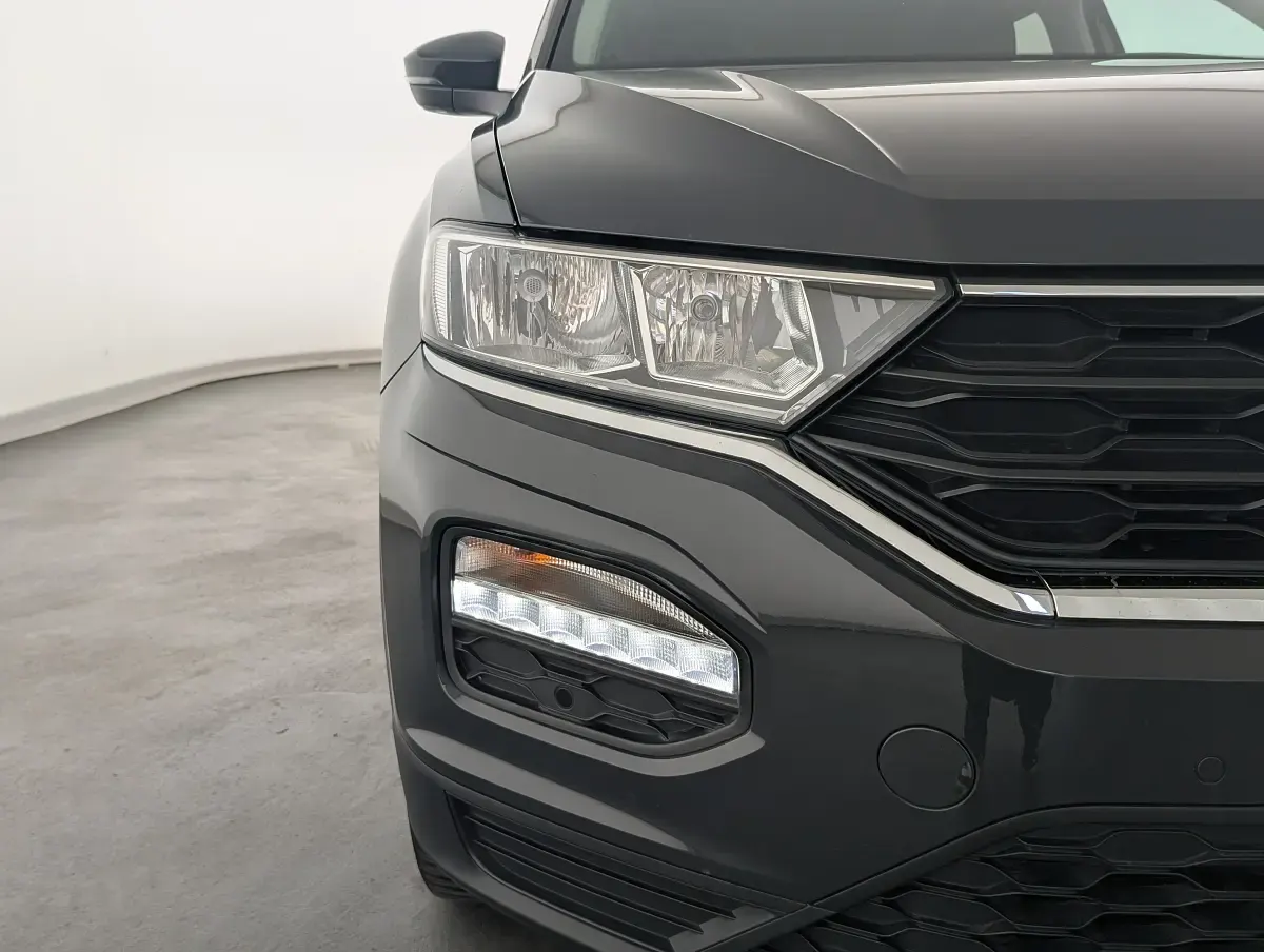 Gebraucht VW T-Roc Active 110 PS (80 kW) 2021 Uranograu SUV