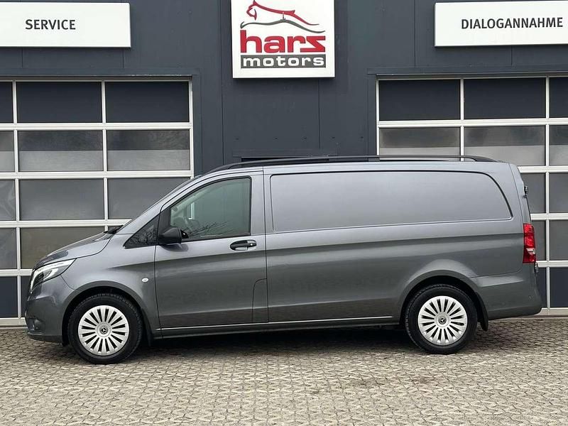 Gebraucht Mercedes Vito 190 PS (139 kW) 2020 Selenitgrau Van