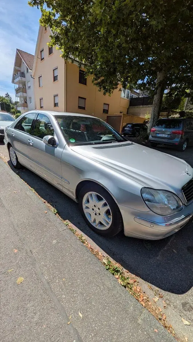 Gebraucht Mercedes S320 197 PS (144 kW) 2001 Schwarz Limousine