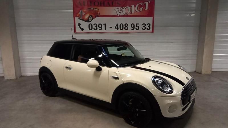 Gebraucht Mini Cooper D 116 PS (85 kW) 2018 Weiß Kleinwagen