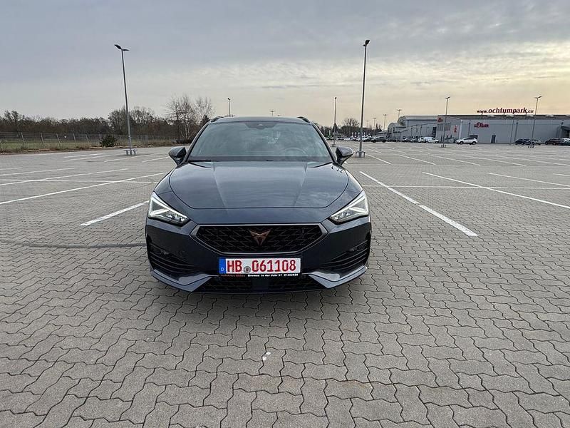 Gebraucht Cupra Leon 245 PS (180 kW) 2023 Grau Limousine