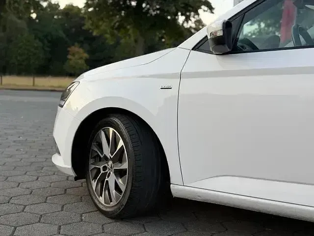 Gebraucht Skoda Fabia Clever 95 PS (69 kW) 2021 Weiß Kleinwagen