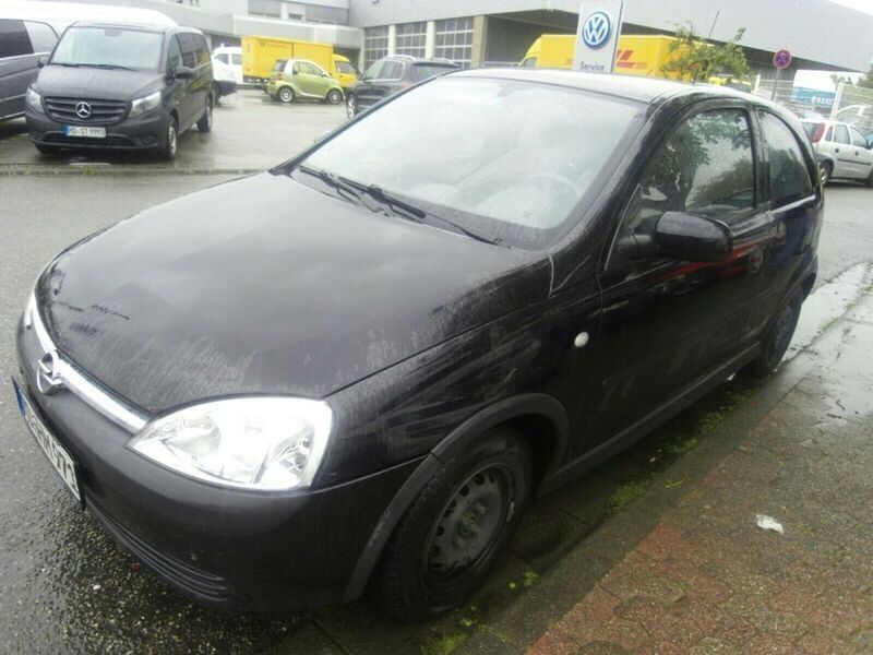 Schwarz metallic Gebraucht 2002 Opel Corsa Elegance Limousine | 555 € - Bild 1/4