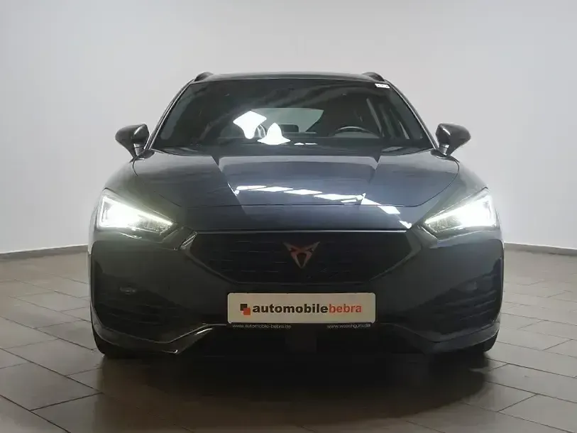Gebraucht Cupra Leon 300 PS (220 kW) 2024 Magnetic grau Kombi
