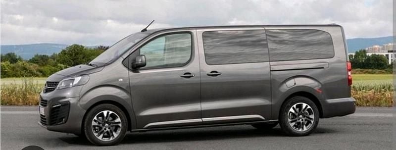 Grau Gebraucht 2023 Opel Zafira Life Van / Kleinbus | 31.999 € (Guter Preis) - Bild 1/4