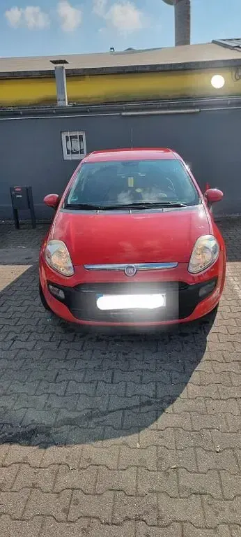 Gebraucht Fiat Punto Evo Dynamic 105 PS (77 kW) 2010 Rot Kleinwagen