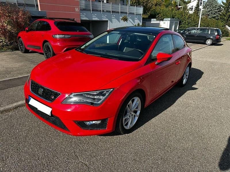 Rot Gebraucht 2016 Seat Leon SC FR Kleinwagen | 9.990 € (Guter Preis) - Bild 1/4