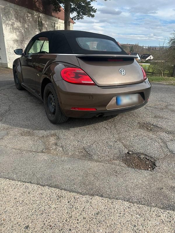 Gebraucht VW Beetle 105 PS (77 kW) 2013 Braun Kleinwagen