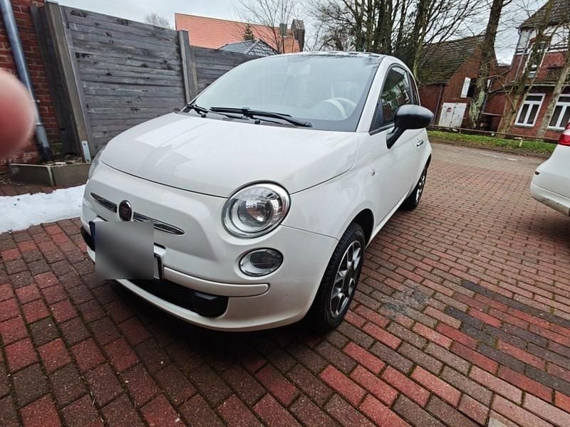 Gebraucht Fiat 500 Pop Star 69 PS (50 kW) 2015 Weiß Kleinwagen