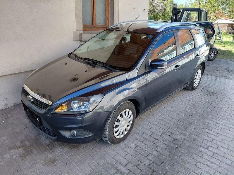 Second-hand Ford Focus 101 CP (74 kW) 2009 Gri Berlinǎ