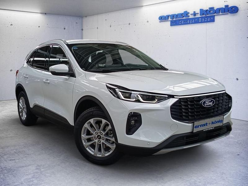 Gebraucht Ford Kuga Titanium 186 PS (136 kW) 2024 Weiß SUV