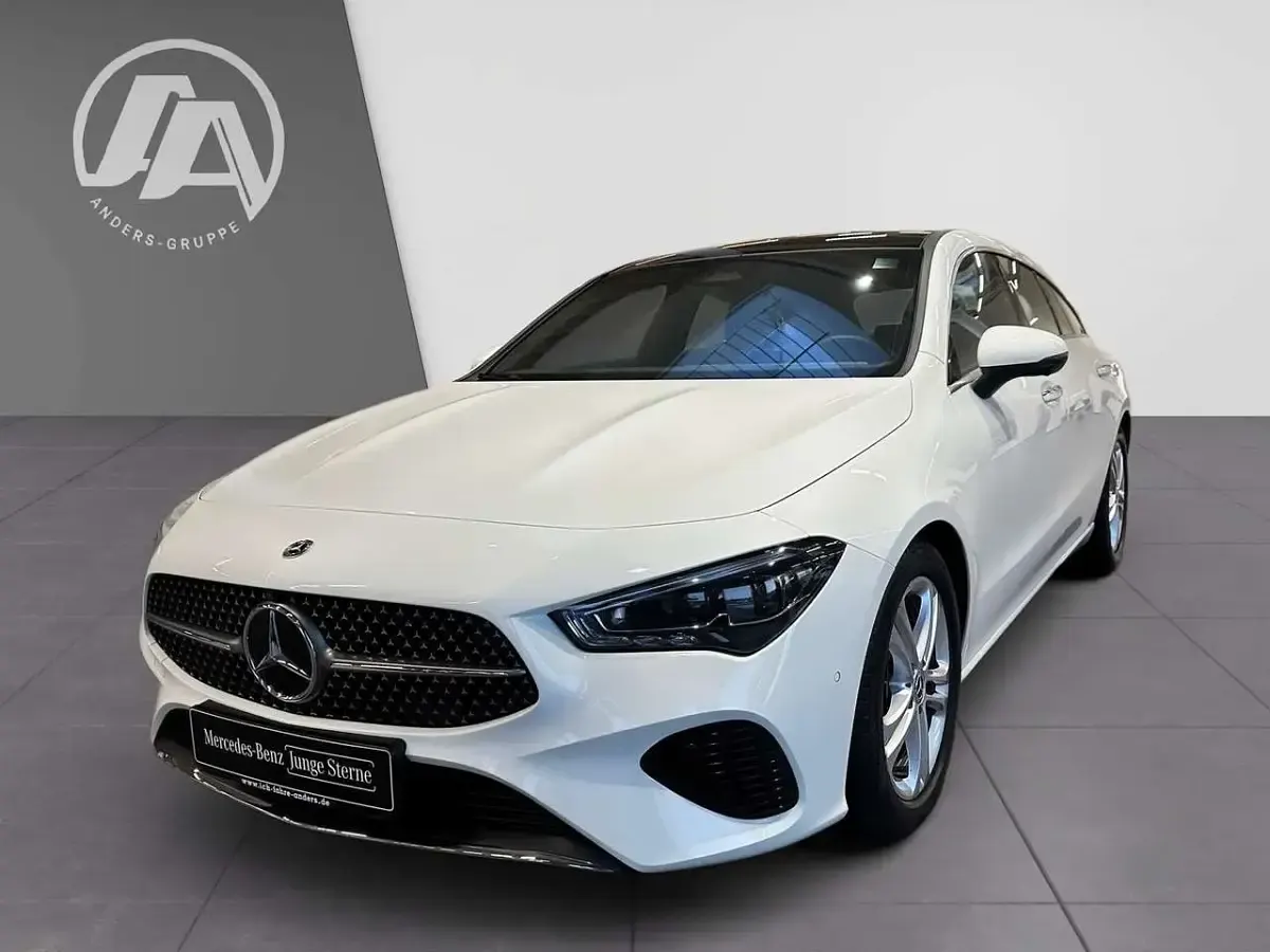 Gebraucht Mercedes CLA200 Progressive 150 PS (110 kW) 2024 Weiß Limousine
