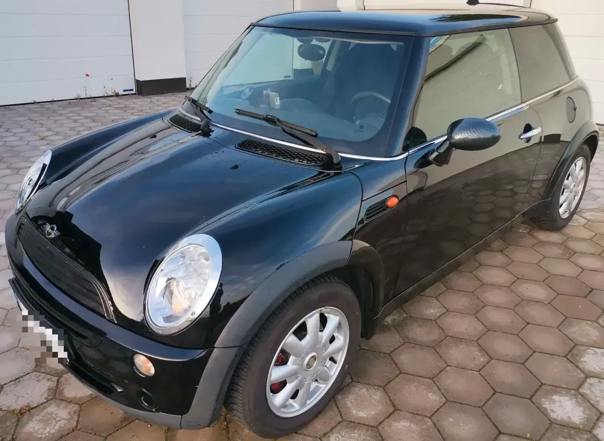 Gebraucht Mini ONE 90 PS (66 kW) 2003 Schwarz Kleinwagen