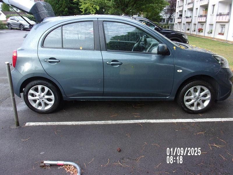 Grau Gebraucht 2014 Nissan Micra Acenta Kleinwagen | 6.900 € (Fairer Preis) - Bild 1/4