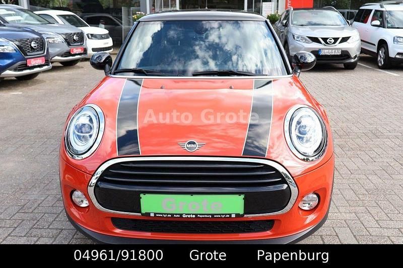 Gebraucht Mini Cooper 136 PS (100 kW) 2018 Orange Kleinwagen