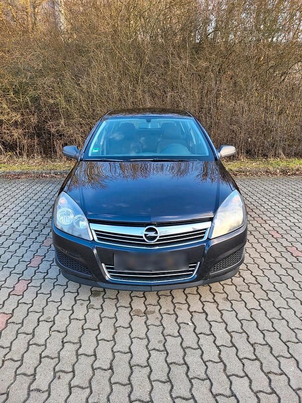 Gebraucht Opel Astra 116 PS (85 kW) 2009 Schwarz Limousine