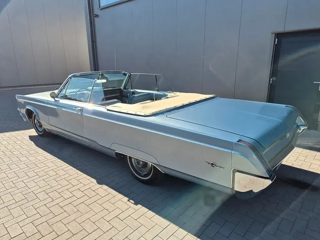 Gebraucht Chrysler 300 Convertible 349 PS (256 kW) 1967 Blau Cabrio