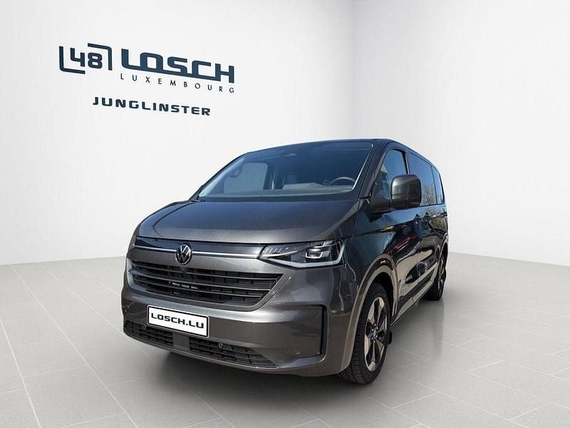 Gebraucht VW T7 Style 150 PS (110 kW) 2026 Grau Van