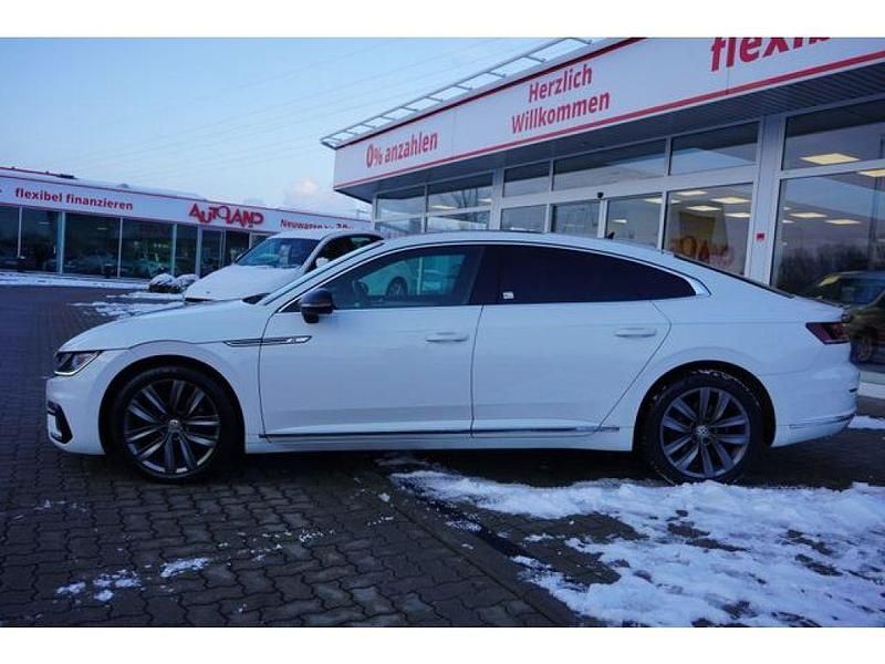 Gebraucht VW Arteon R-line 190 PS (139 kW) 2018 Purewhite (metallic) Kleinwagen