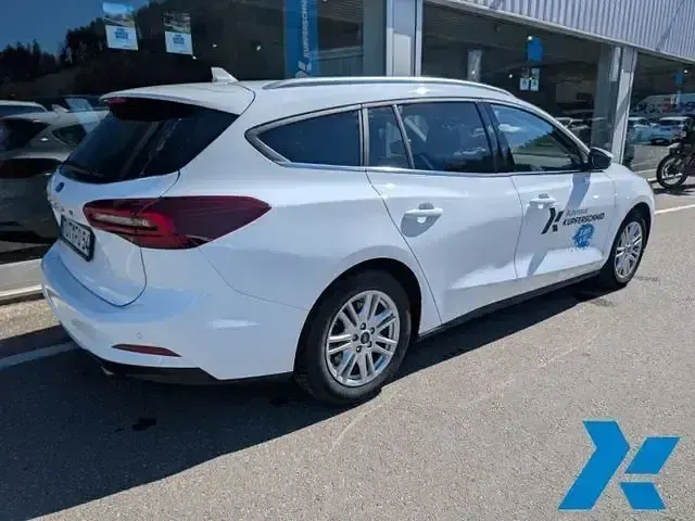 Używany Ford Focus Titanium 125 KM (91 kW) 2025 Biały Sedan/Limuzyna