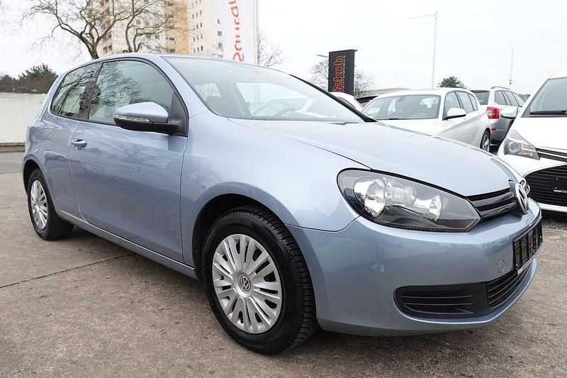Shark blue metallic Gebraucht 2009 VW Golf Trendline Limousine | 3.490 € (Superpreis) - Bild 1/4