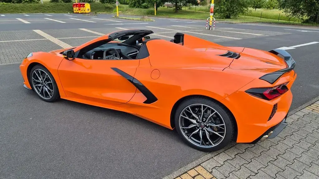 Gebraucht Corvette Stingray 481 PS (353 kW) 2024 Orange Cabrio