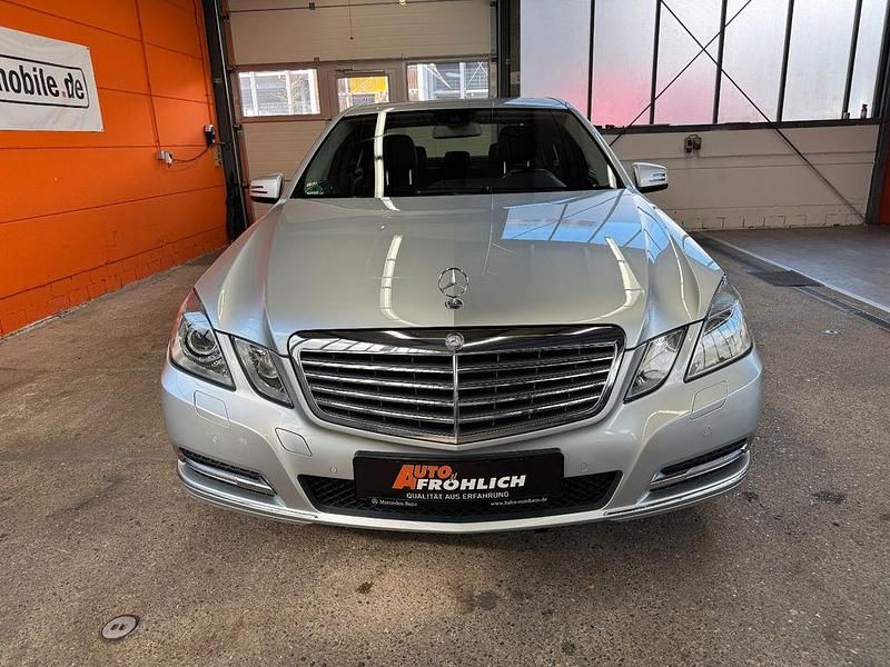 Gebraucht Mercedes E350 306 PS (225 kW) 2012 Silber Limousine