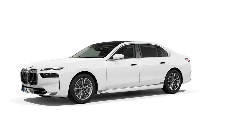 Neu BMW 740 299 PS (219 kW) 2025 Alpinweiss uni Limousine