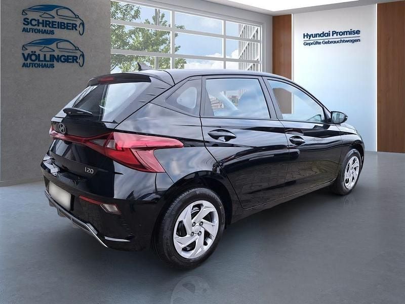 Ny Hyundai i20 Select 101 HK (74 kW) 2025 Sort Sedan