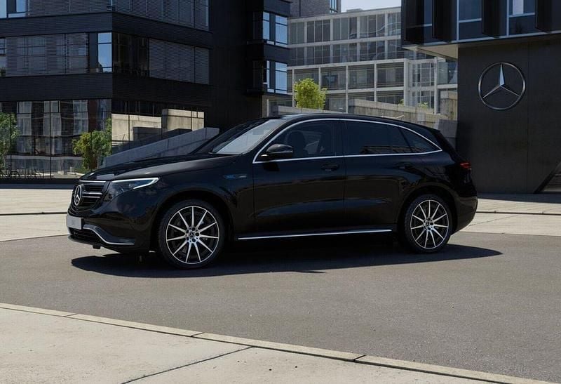 Gebraucht Mercedes EQC400 AMG 300 kW (408 PS) 2022 Schwarz unilack schwarz SUV