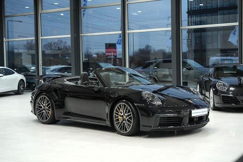 Gebraucht Porsche 911 Turbo S Cabriolet 650 PS (478 kW) 2024 Tiefschwarzmetallic Cabrio