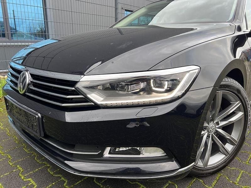 Gebraucht VW Passat Highline 239 PS (175 kW) 2015 Schwarz Limousine