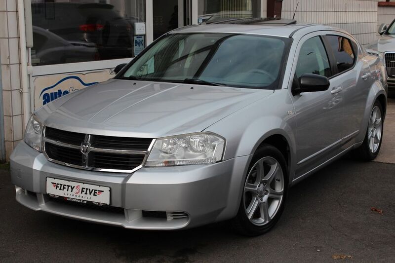 Bright silver metallic clear c Gebraucht 2008 Dodge Avenger SE Limousine | 3.999 € - Bild 1/4
