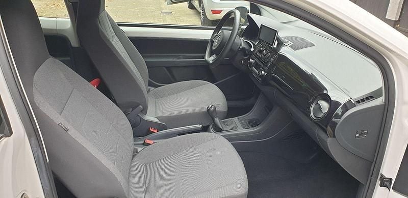 Gebraucht VW up! move up! 60 PS (44 kW) 2015 Weiß Kleinwagen